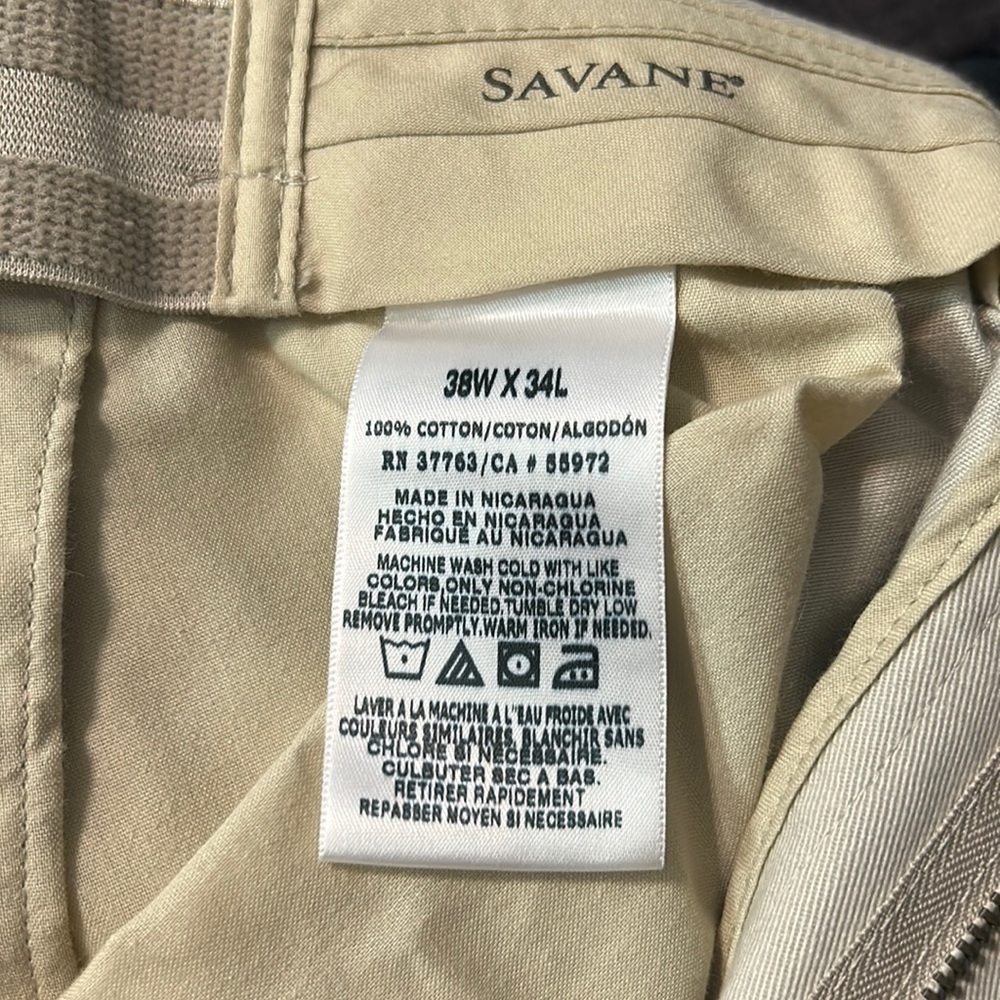 Mens Savane size 38x34 khaki pants.  New with tags.